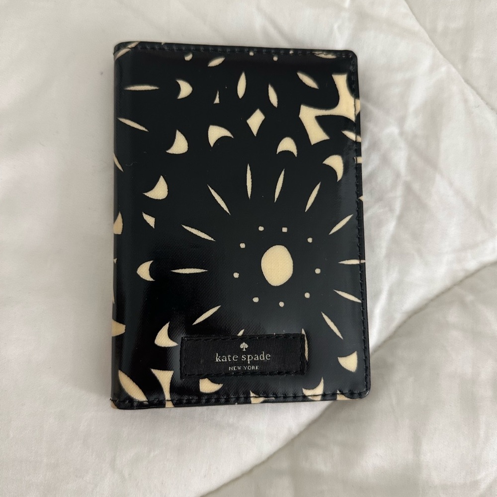 kate spade Black and Cream Floral Key & Card Holder